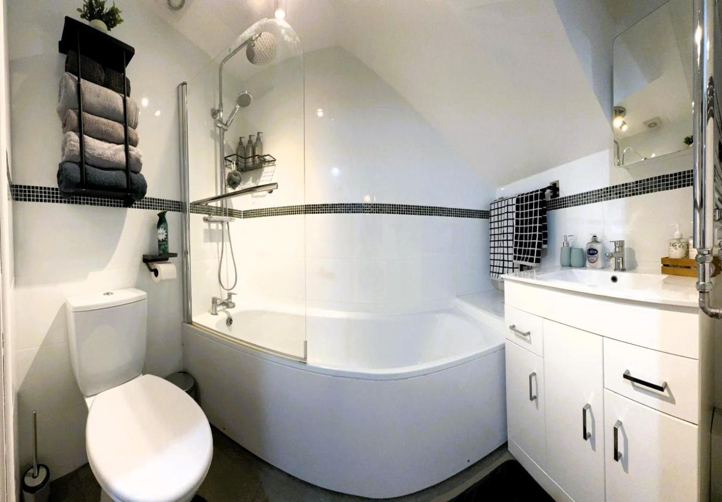 Large Cosy 2 Bedroom Ground Floor Flat In Stevenage Sg1 Sleeps 4-5 Free Parking Esterno foto
